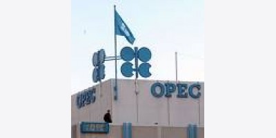 Tại sao OPEC+ trì hoãn kế hoạch tăng sản lượng dầu?